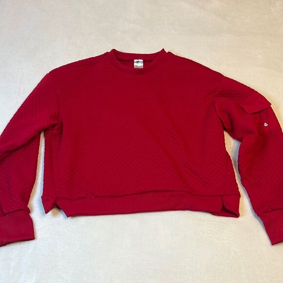 Red Heart Textured Crewneck Sweatshirt - Picture 1 of 9